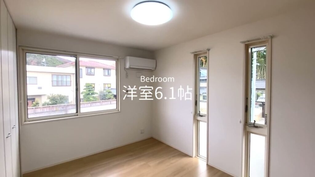 D-room内山 1LDKの窓とエアコン