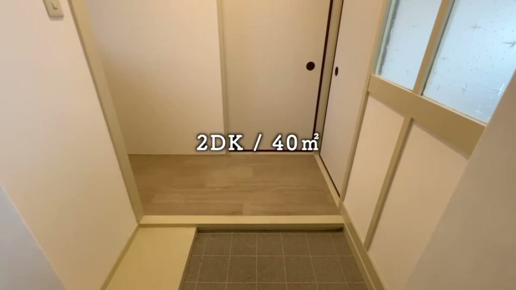 千葉幸町 2DKの玄関