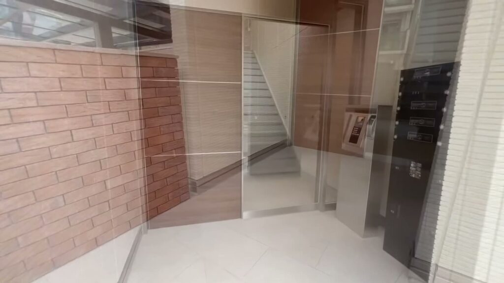 白島北町の1LDK 1LDKのエントランス
