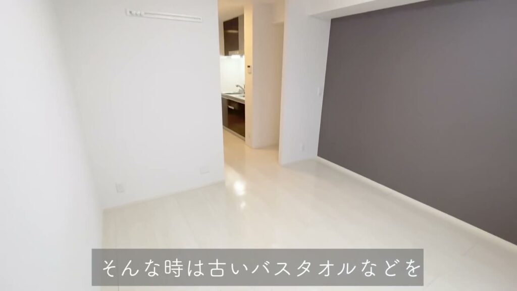 広島県の1R賃貸アパート 1Rの玄関側を見る