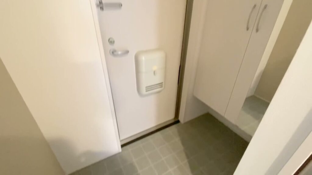 広島県の1R賃貸アパート 1Rの玄関ドア