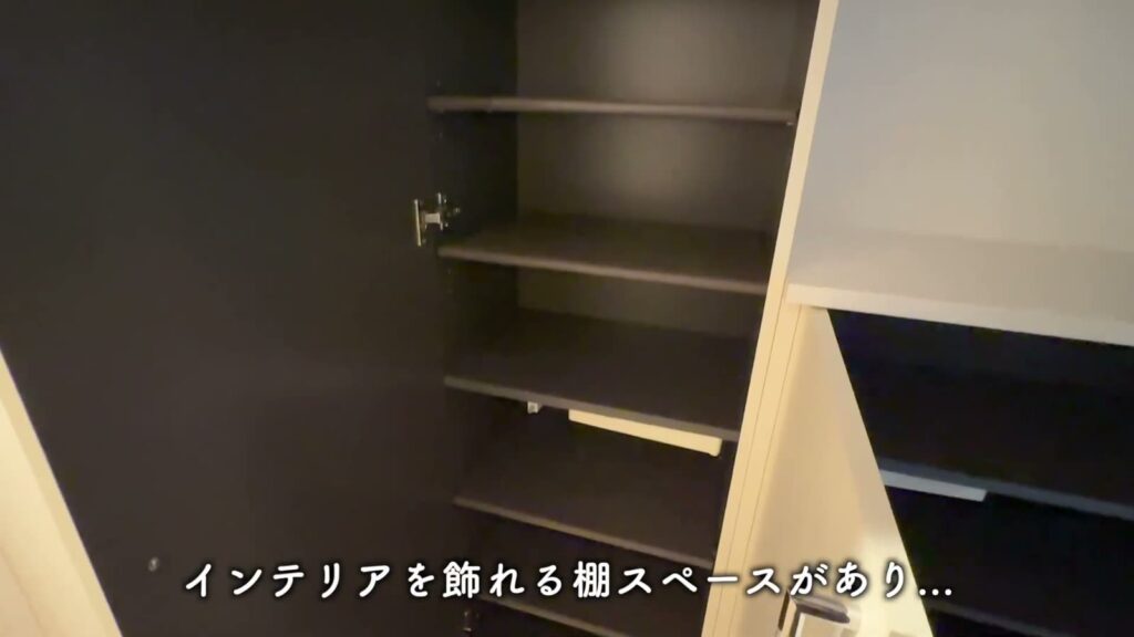 2LDKの靴箱の棚