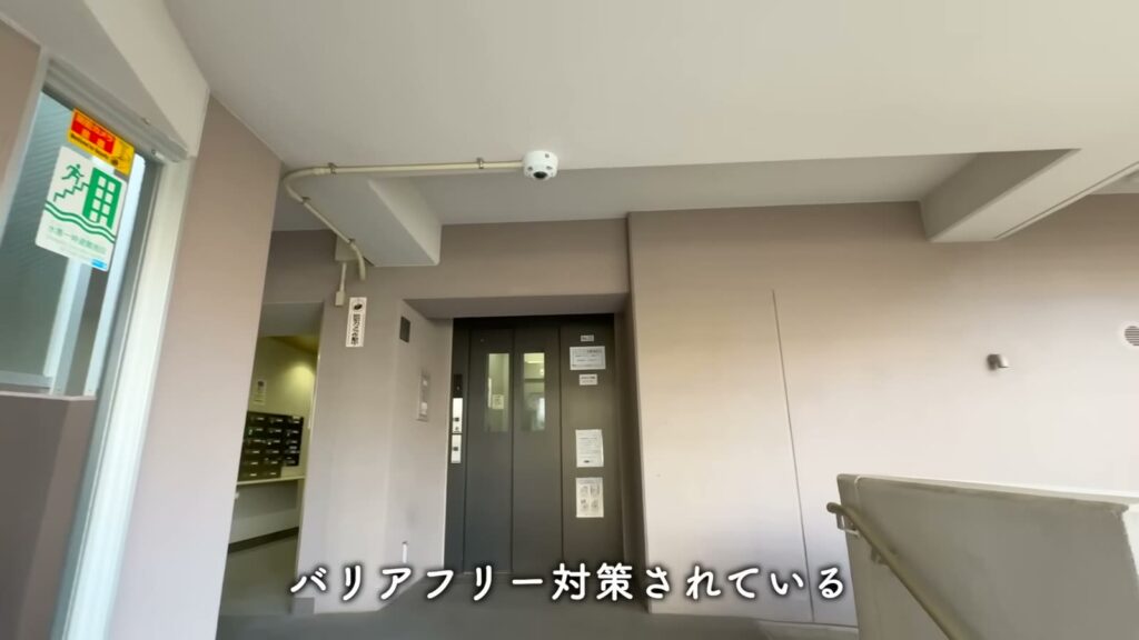 青戸第一 2LDKのエレベーターホール