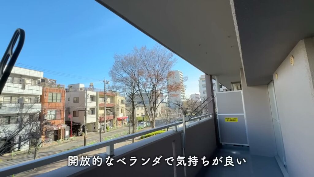 青戸第一 2LDKのベランダ