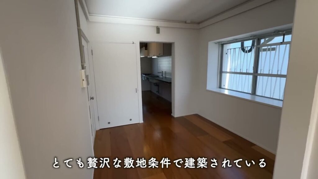 もりつね 2LDKの東向きの窓側