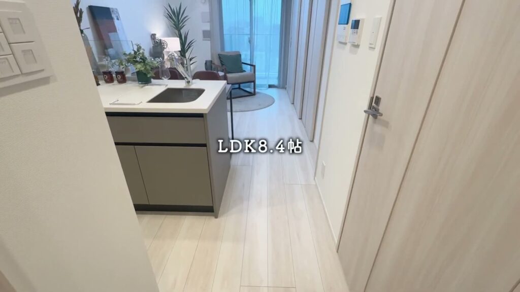 プレシスヴィアラ千葉登戸 1LDKのLDK8.4帖