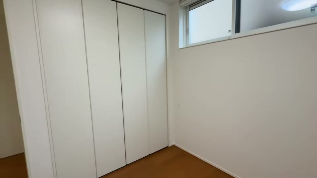 セレーノコート草津・平井 3LDKのクローゼット