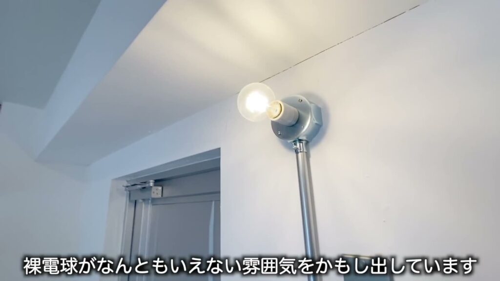 1Rの裸電球