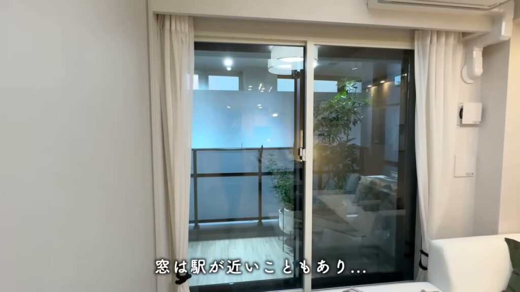 プライムスタイル横浜生麦 1LDKの窓