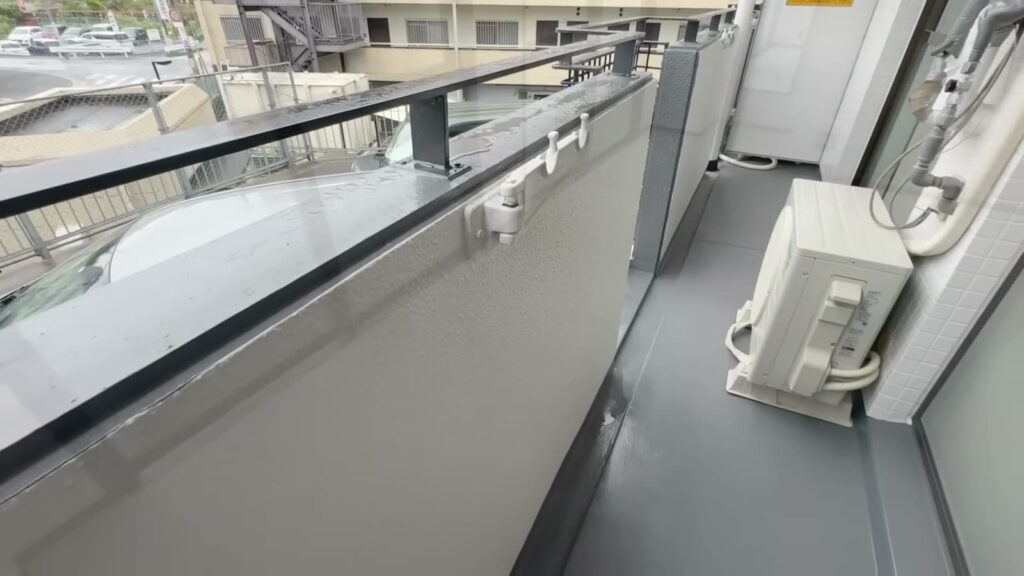 豊中市西泉丘のワンルーム 1Rの室外機