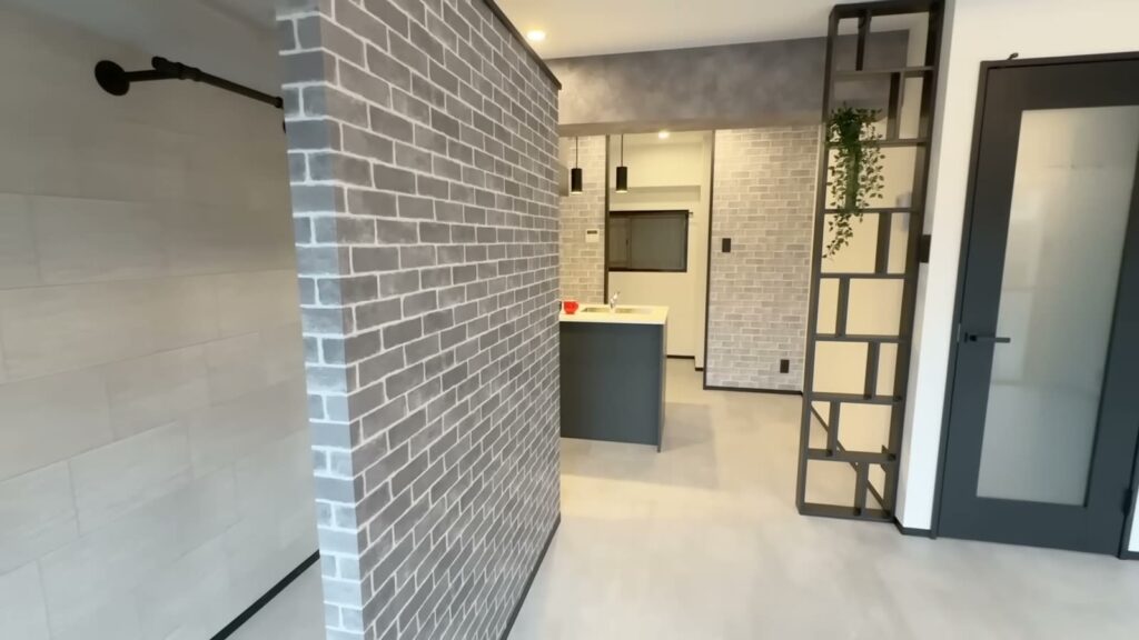 豊中市西泉丘のワンルーム 1Rの居室の奥