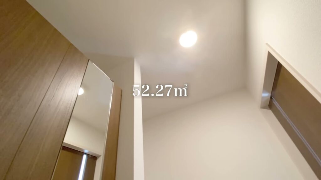 2LDKの廊下