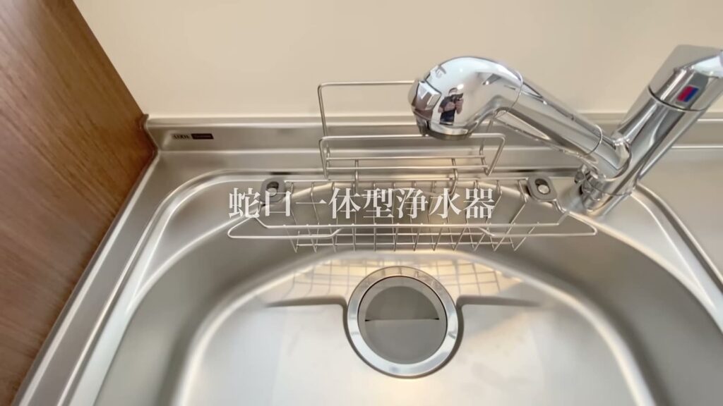 2LDKのシンクと蛇口