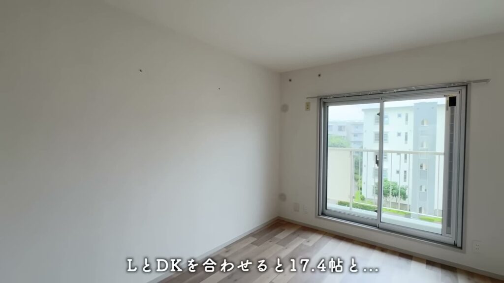 千葉ニュータウン内野 4LDKのLDKの窓側