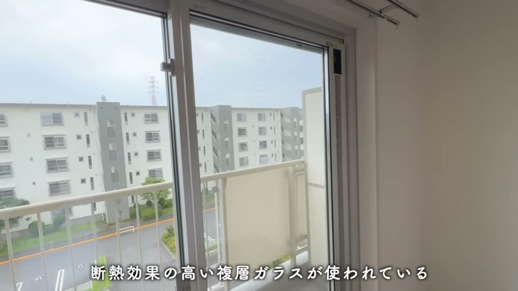 千葉ニュータウン内野 4LDKの複層ガラスの窓