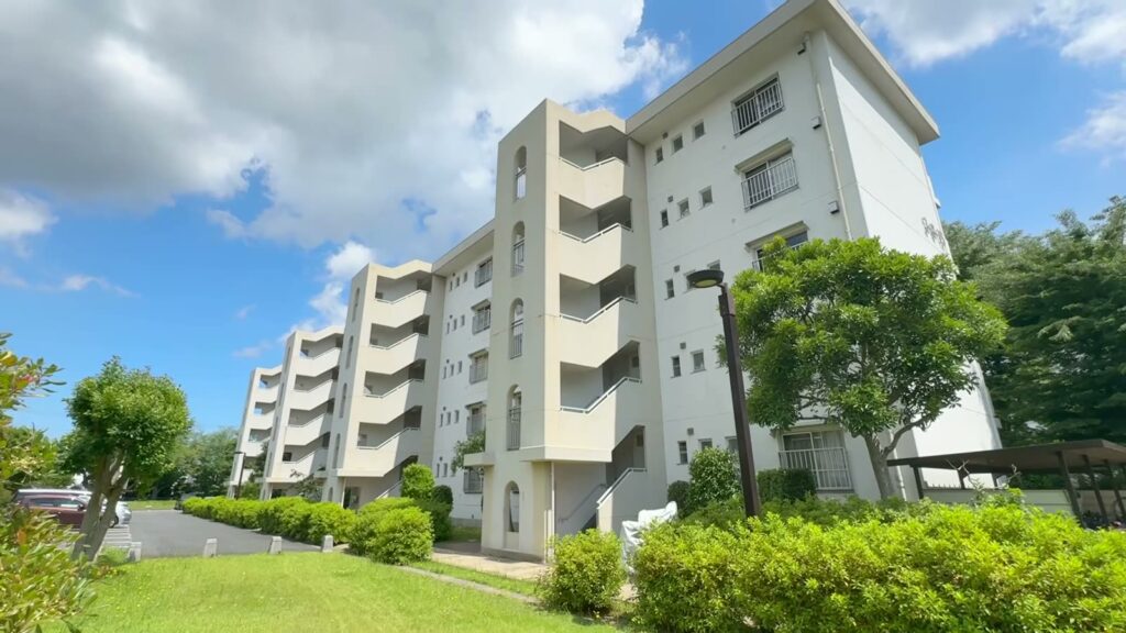 千葉ニュータウン原山 4LDKの住棟の外観