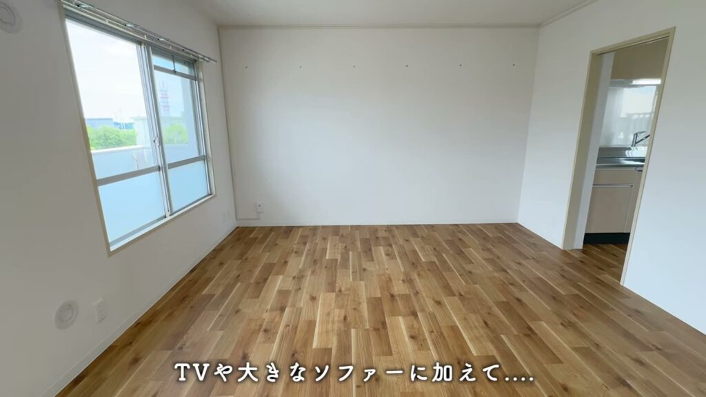 千葉ニュータウン原山 4LDKのリビングの壁側