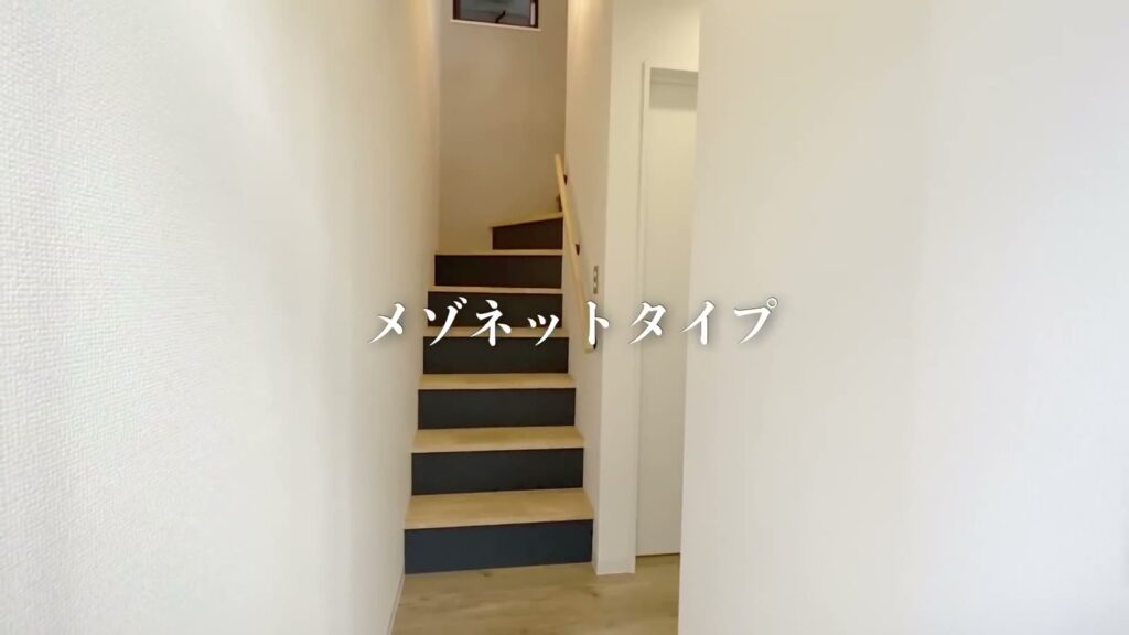 1R+ロフトの階段