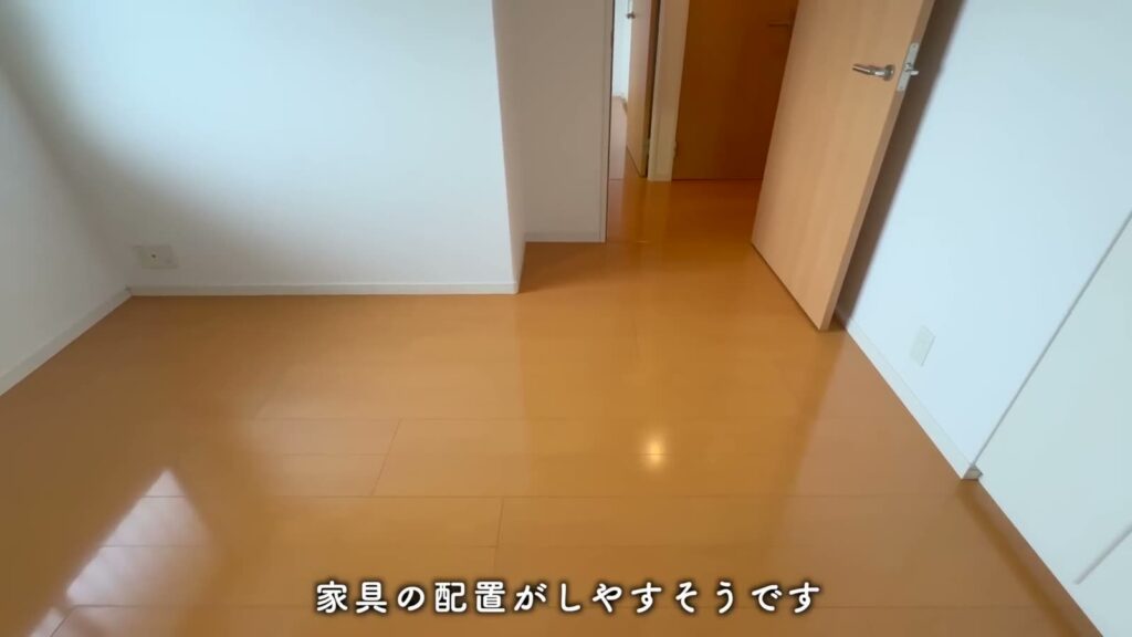 サーパス舞鶴公園 3LDKの洋室6帖の床